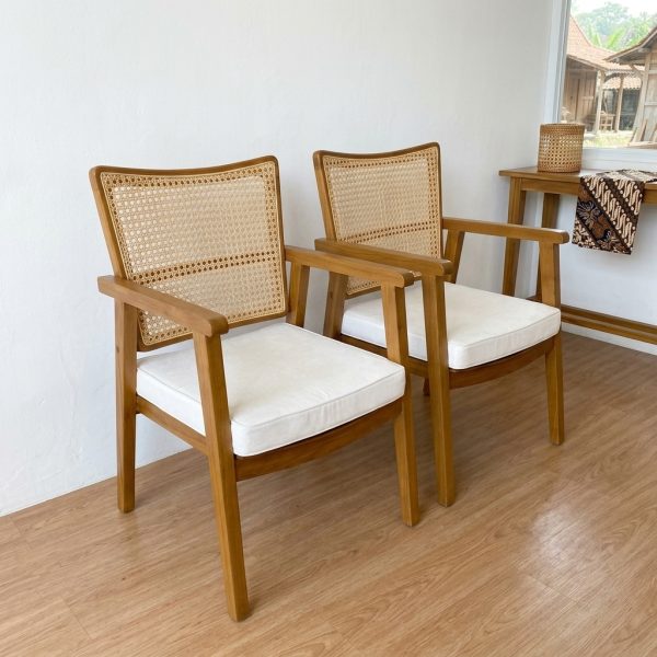 Kursi santai rotan jok kayu jati minimalis modern - Lounge Chair untuk cafe, restoran dan ruang makan